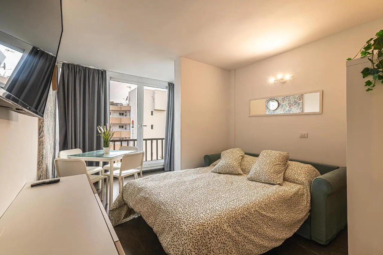 New Apartament Las Americas 아로나 아파트