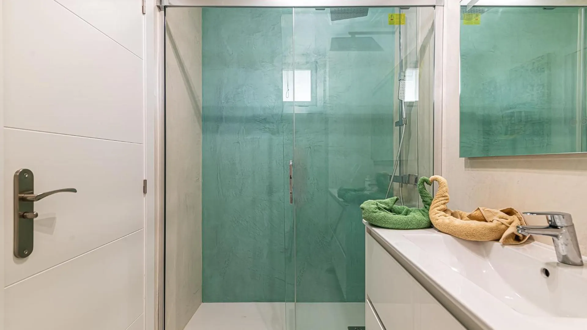 New Apartament Las Americas 아로나